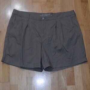 GLORIA VANDERBUILT Women's Plus Sz 20W ALL AROUND SLIMMING Chino Shorts